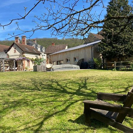 Pool House-L'Hirondelle De Sermizelles- Grand Jardin, Calme Et Nature Aux Portes Du Morvan Esterno foto