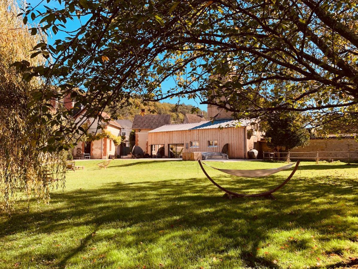 Pool House-L'Hirondelle De Sermizelles- Grand Jardin, Calme Et Nature Aux Portes Du Morvan Esterno foto